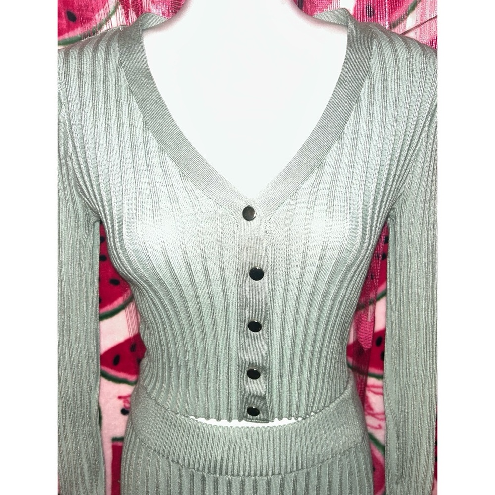 💚 Chic Ribbed Knit Midi Skirt Set - Picture 2 of 10